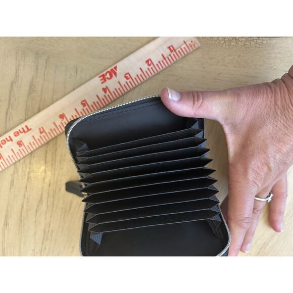 Xmas Holiday Wallet Rocking Horse Nutcracker Wizard Wallet Coin Purse Buxton - Picture 3 of 7